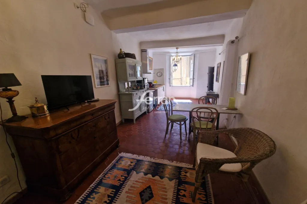 Appartement 8 pièces à Aups