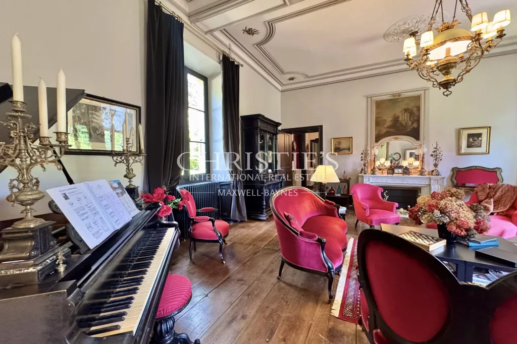Maison 6 chambres à Angoulême
