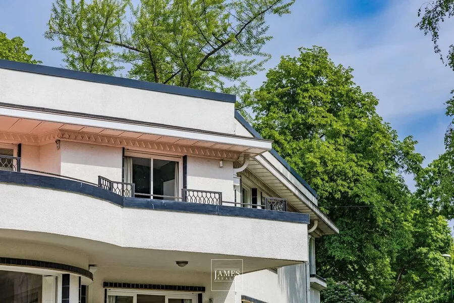 Välivaade - Art Deco Villa in Uccle's Observatoire District