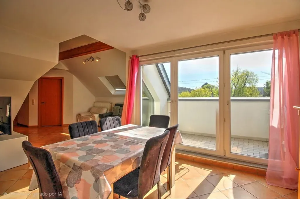 Salle à manger - Duplex avec Balcon au Centre-ville d'Esch-sur-Alzette
