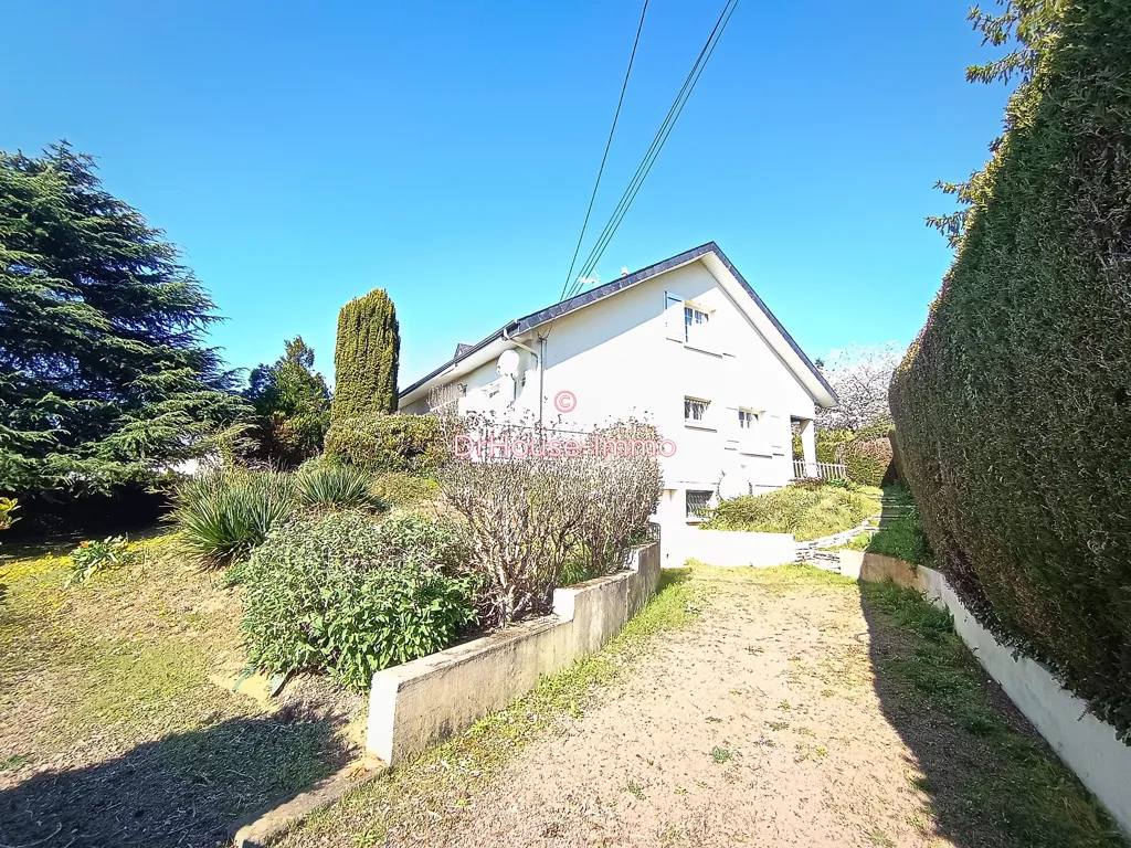 Extérieur - Maison de Charme avec Balcon à Thouars