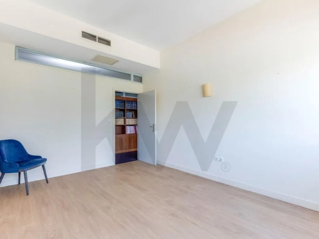 Magamistoad - Luxury Office Space in Porto's City Centre