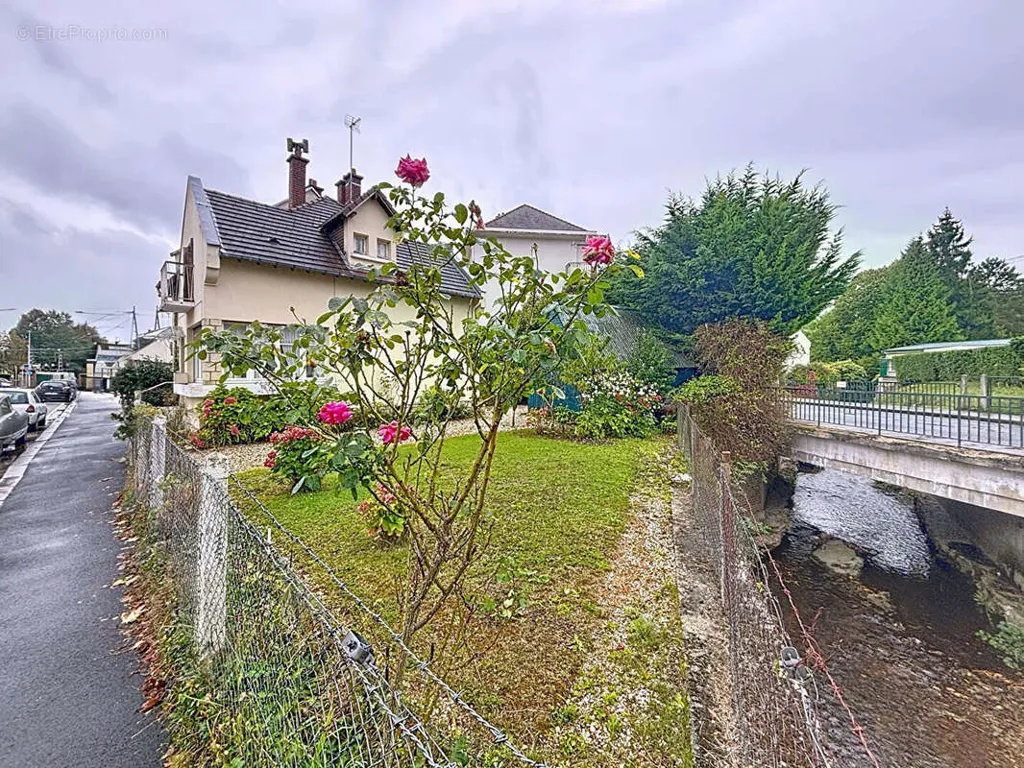 Maison 4 pièces à Lisieux