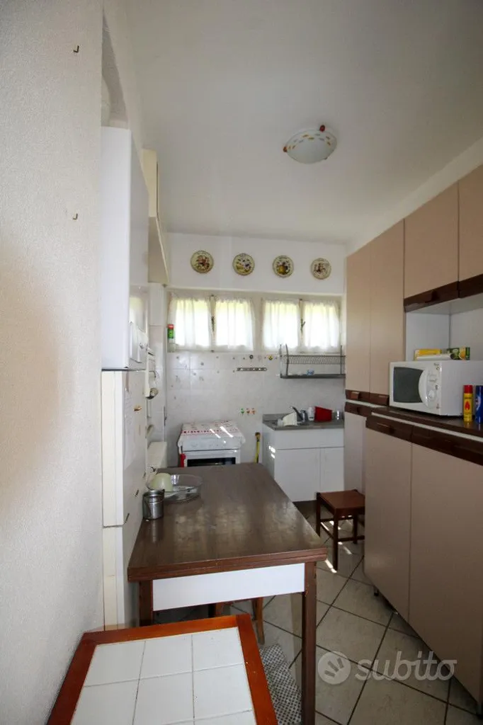 Cuisine - Trilocale with Balcony in Alta Valle Intelvi