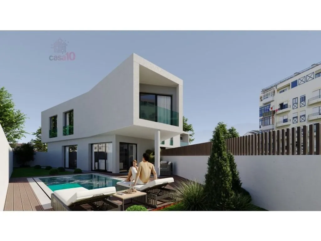 Under Construction Villa with Pool in Montijo
