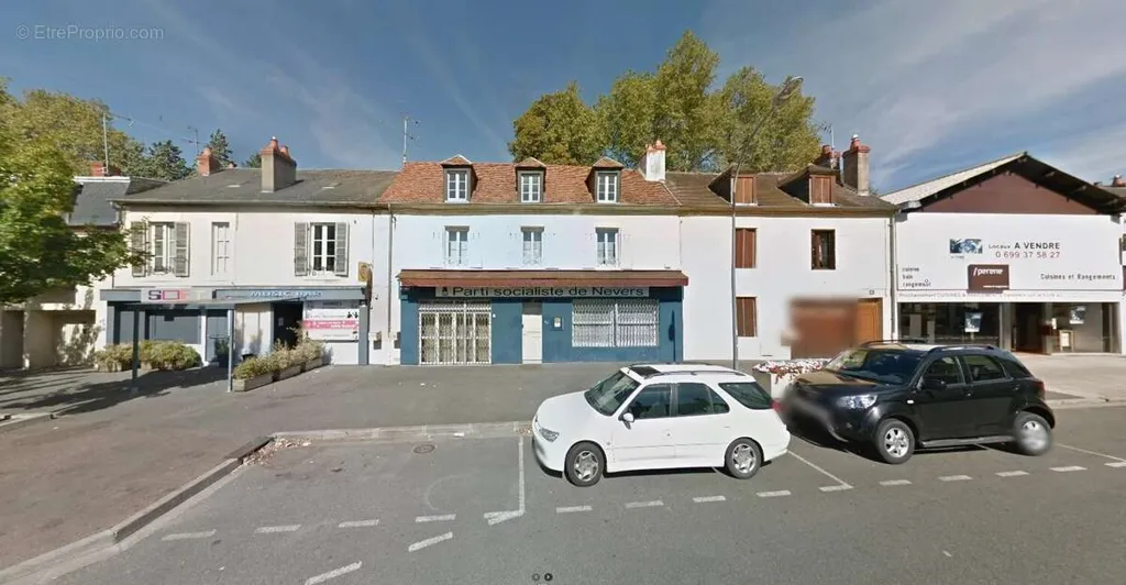Extérieur - Bar restaurant en centre-ville avec jardin
