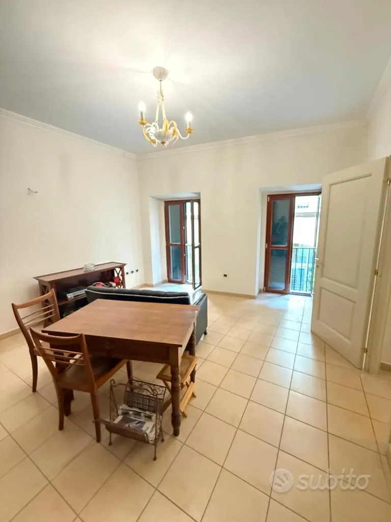 Söögituba - Rationalised Apartment in Cagliari Centre