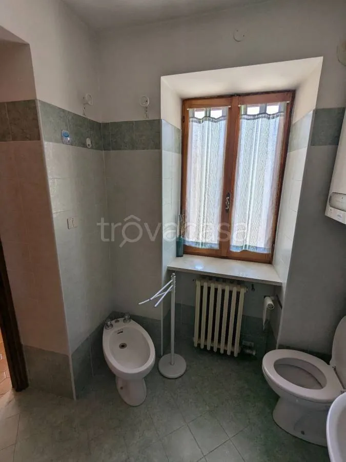 Vannitoad - South-Facing Apartment with Garage in Dronero