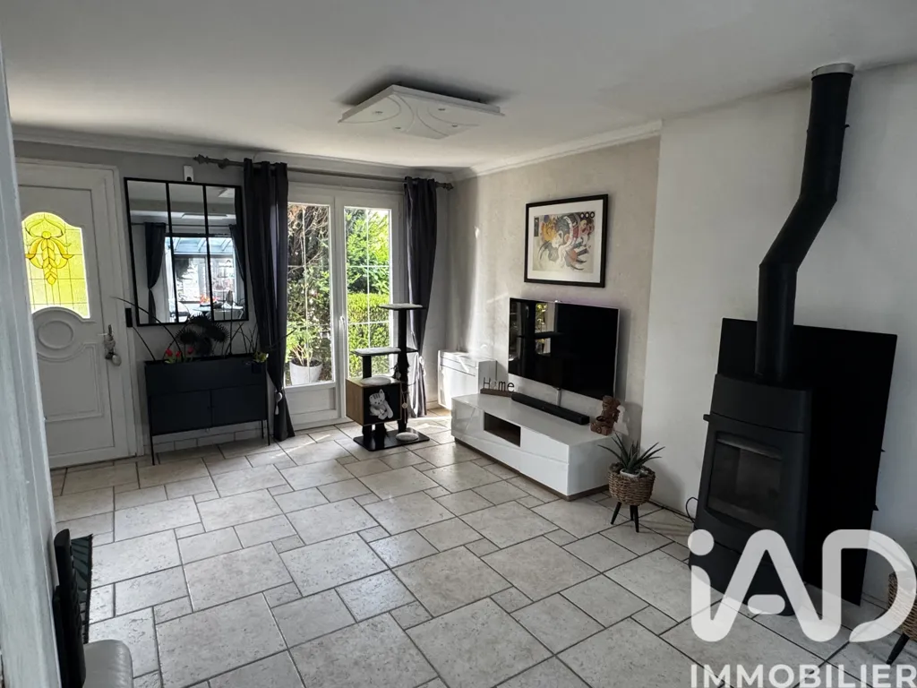 Elutuba - Charming Townhouse with Garden in Bondy
