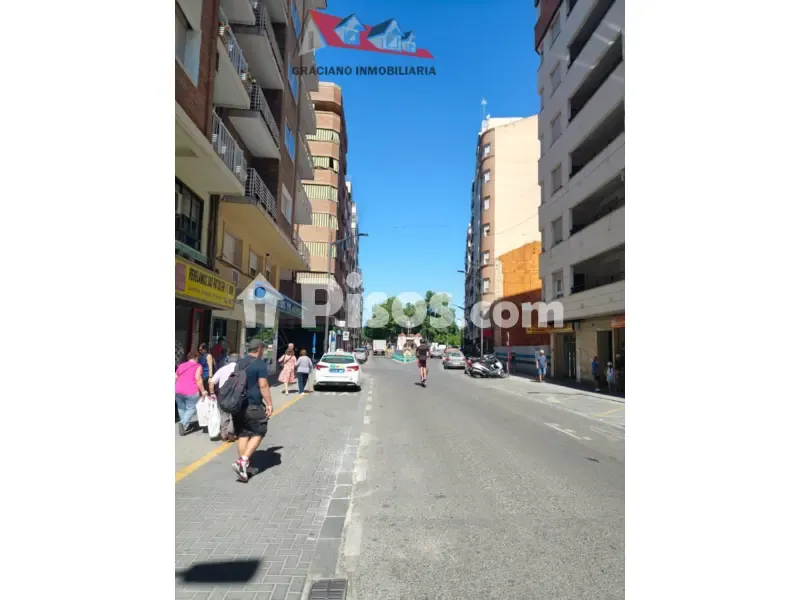 Esterno - Spacious Apartment with Balcony in Feria