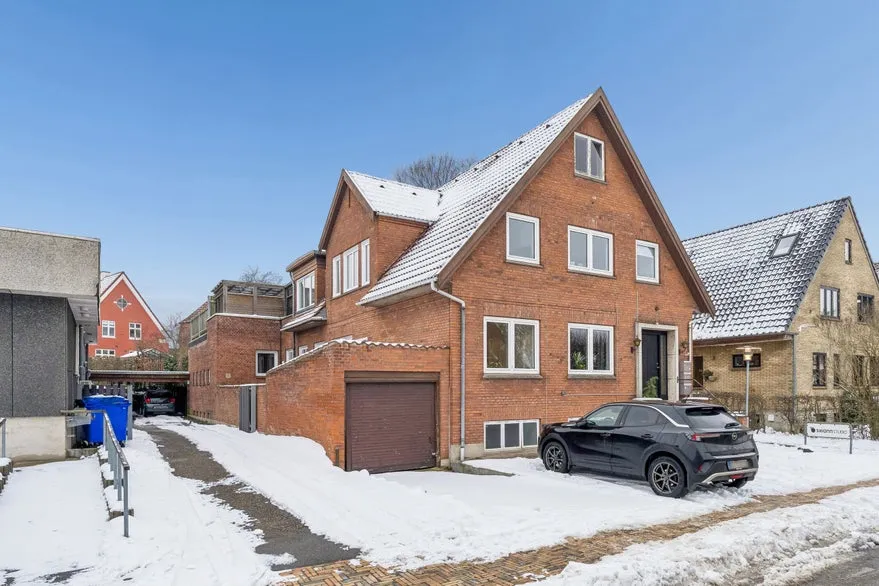 Esterno - Mixed-Use Property with Central Location in Odense