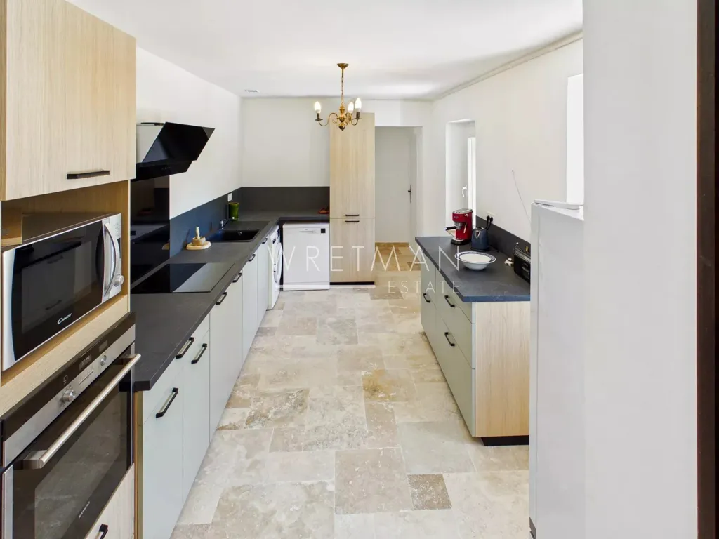Köök - Luxury Property with Two Villas in Draguignan