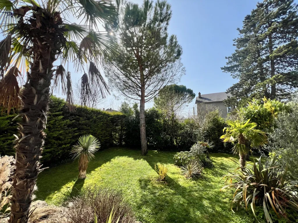 Aed - Character House with Pool in Nuits-Saint-Georges