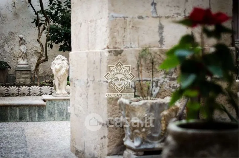 Garden - Rented Duplex with Loggia in Siracusa