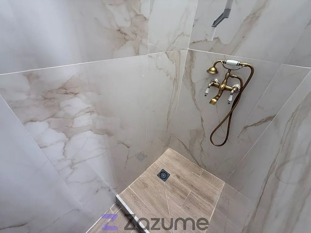 Bathrooms - Furnished Flat in Arrecife, Lanzarote