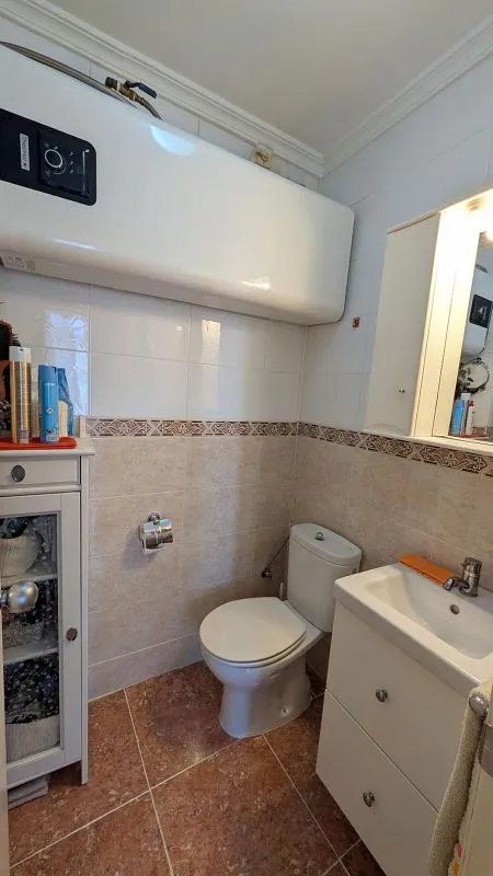 Vannitoad - 2-Bedroom Apartment with Pool in Torremolinos Centre