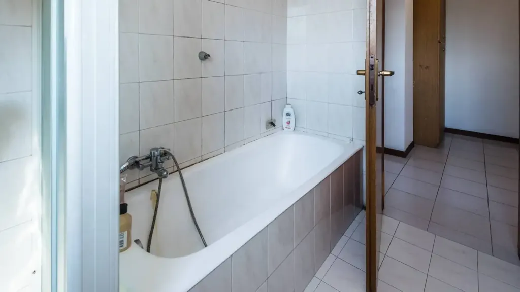 Vannitoad - Three-Bedroom Apartment with Terraces in Bergamo