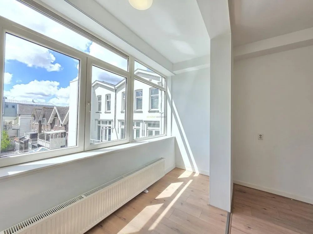 Toad - Studio in Historic Building, Rotterdam
