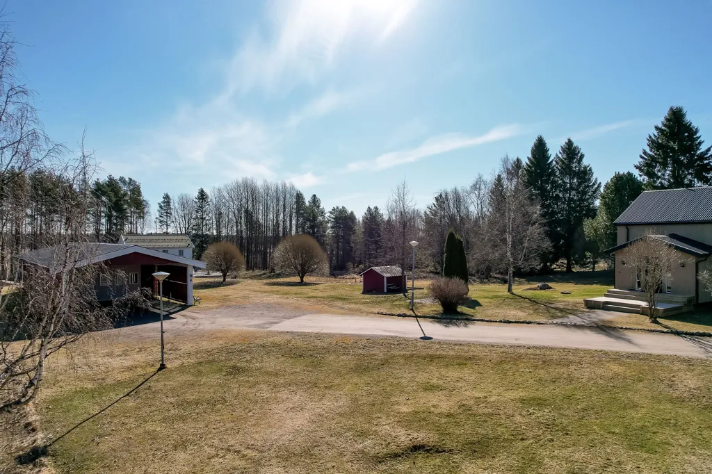 Vista aerea - Renovated Villa with Workshop in Degernäs