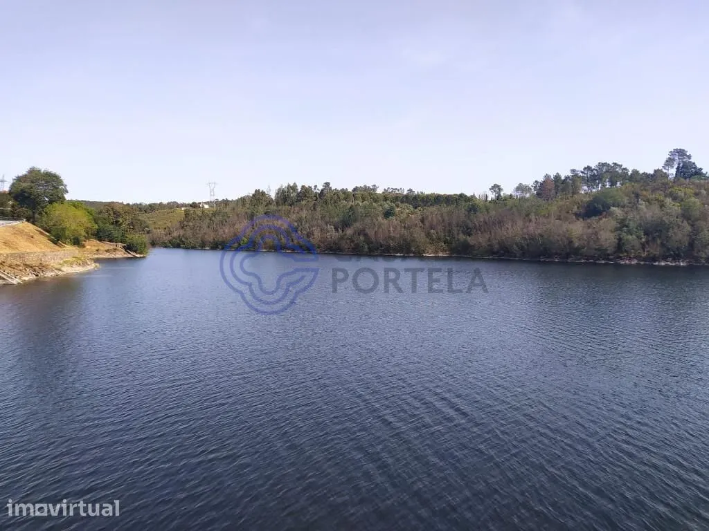 Aed - Construction Plot with Two Levels in Tomar