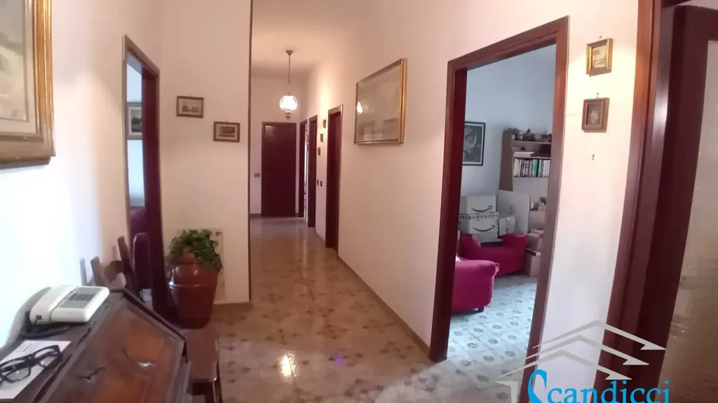 Ingresso - Bright Apartment with Balcony in Florence