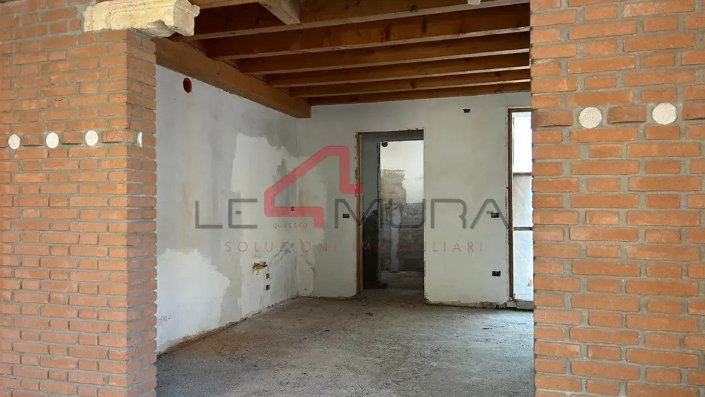 Pièces - Independent House to Personalise in Nogara