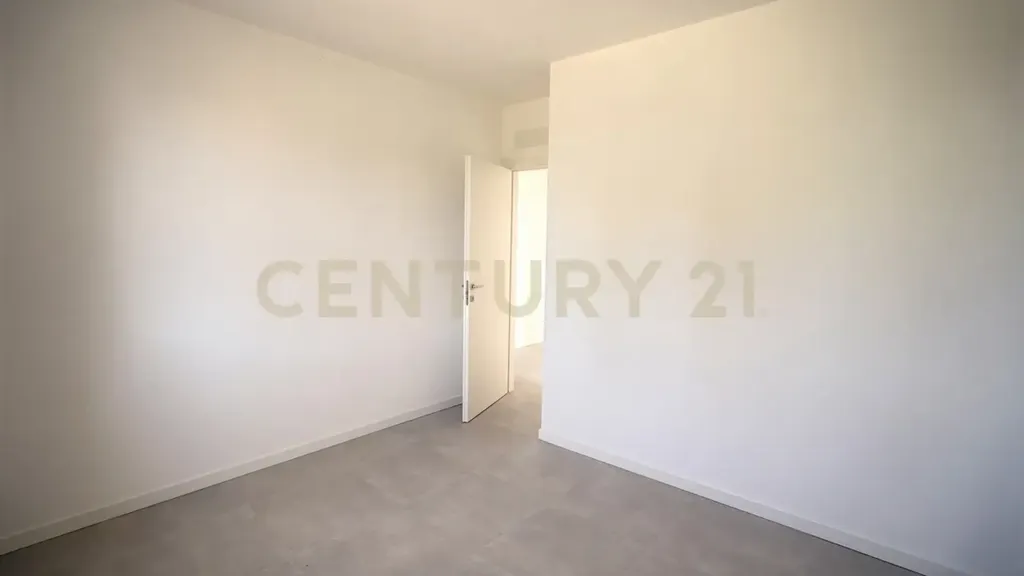 Bedrooms - New Ground-Floor Flat with Garden in Zevio
