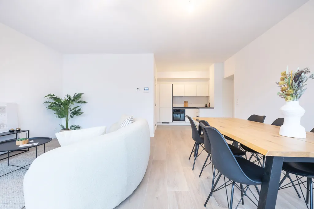 Söögituba - Newly Built Apartment with Solar Panels in Laeken