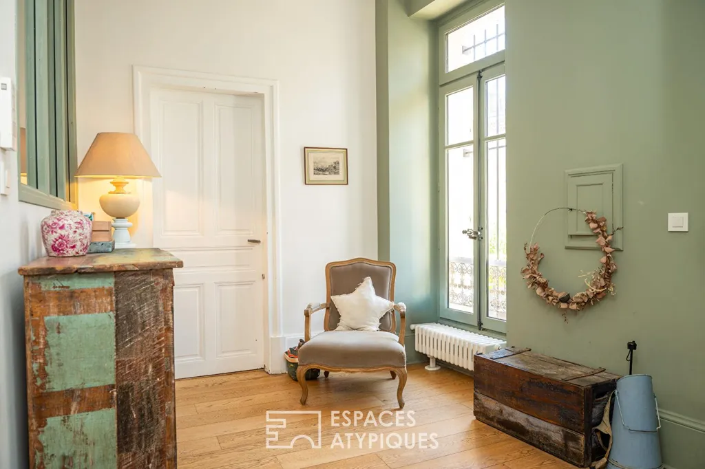Entrée - Maison Bourgeoise avec Piscine en Centre-Ville à Valence