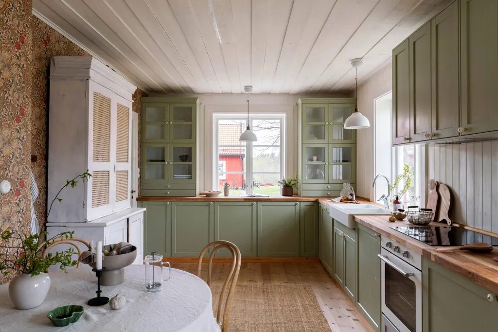 Cuisine - Historic Villa with Modern Features in Strömbäck