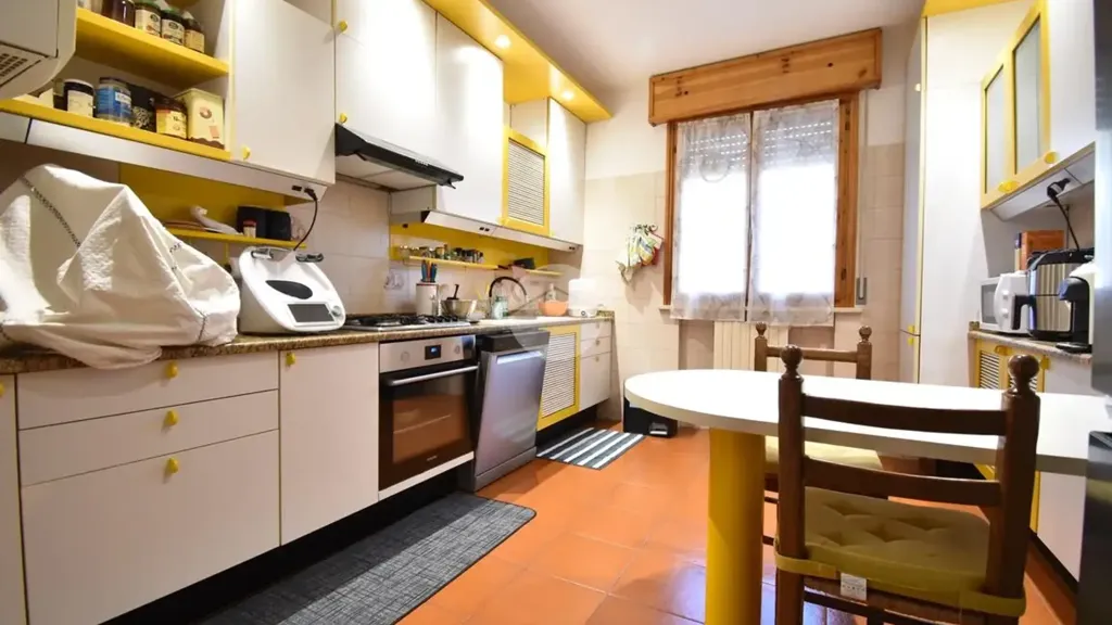 Kitchen - Apartment with 40m² Terrace in Fidenza