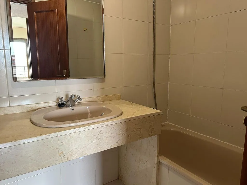 Vannitoad - Flat with Terrace in Algirós