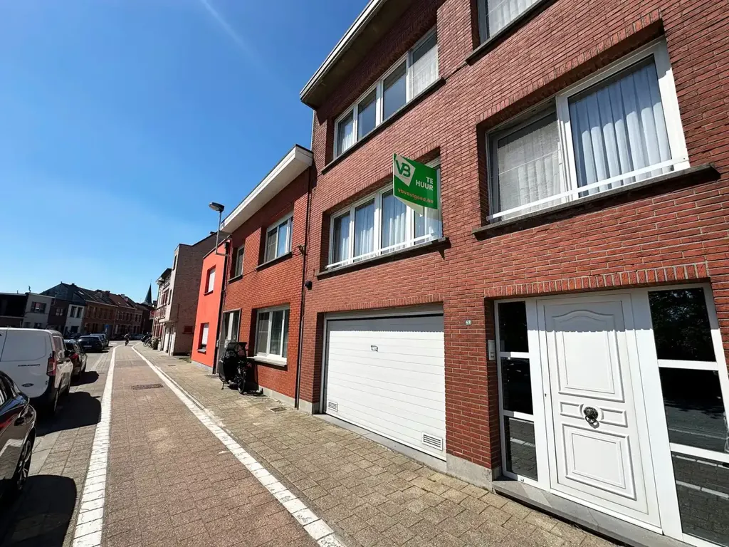 Extérieur - Appartement avec Garage et Terrasse à Borsbeek