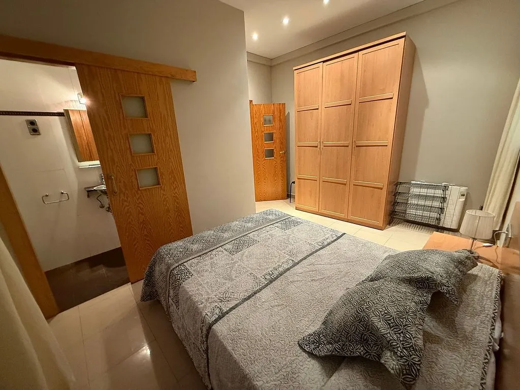 Magamistoad - Furnished Flat with Balcony in Sant Pere