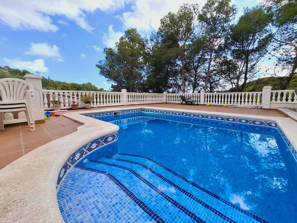 Bassein - Detached House with Pool in Valldemar, Calafell