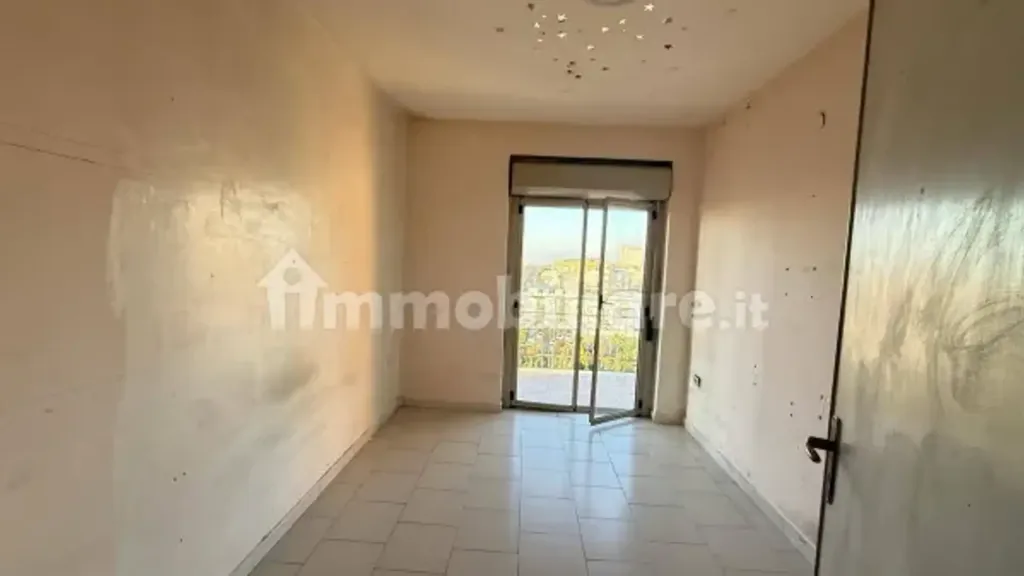 hallway_entrance
