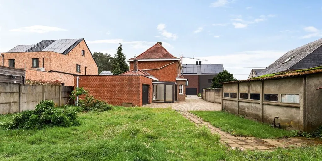 Jardin - Maison à Renover avec Jardin à Olmen