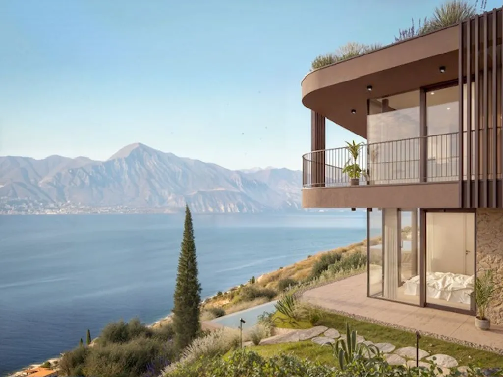Terrass - Luxury Villa with Private Pool in Torri del Benaco