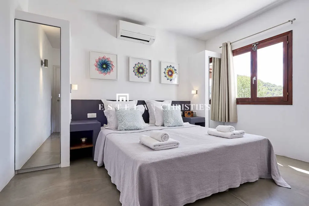 Chambres - Contemporary Villa with Pool in Es Cubells