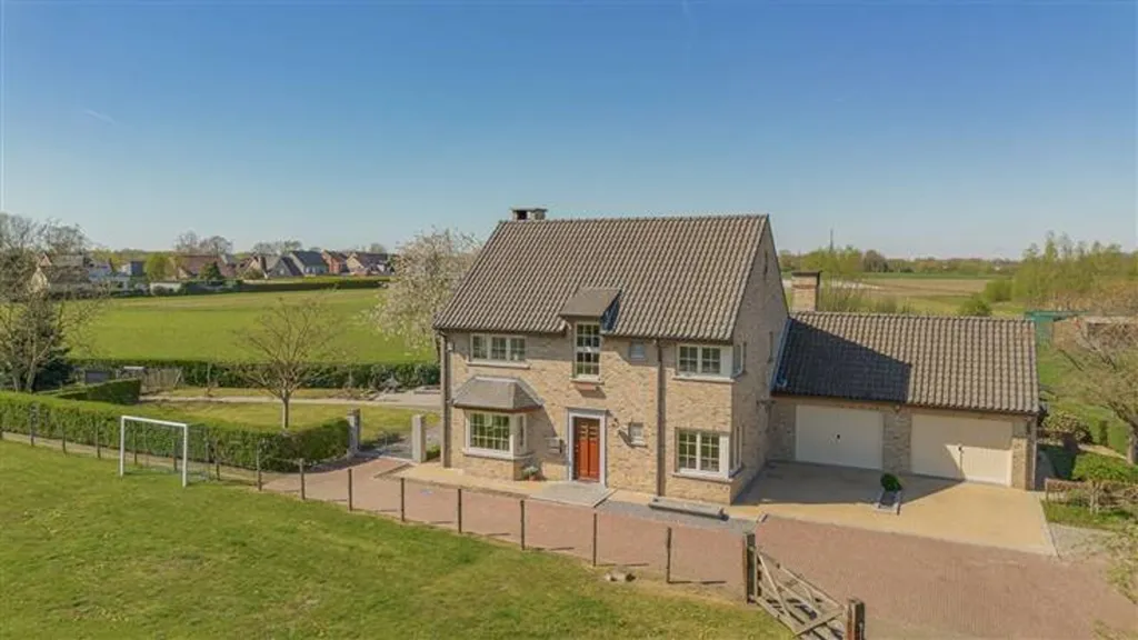 Vue aérienne - Villa avec Jardin et Vue sur les Prairies à Breendonk