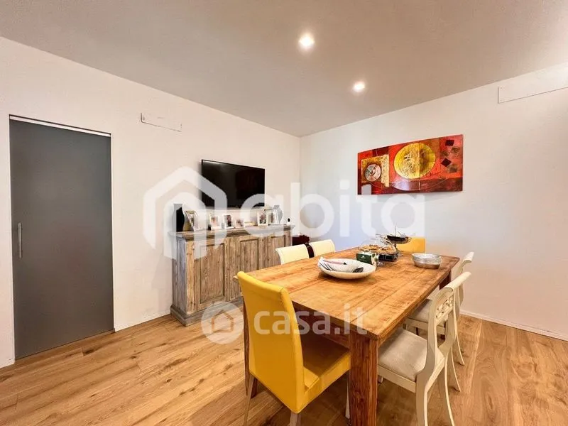 Sala da pranzo - Fully Rented Apartment with Balcony in Montevarchi