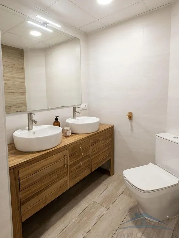 Bathrooms - Apartment with Terrace and Pool in Aguadulce Sur