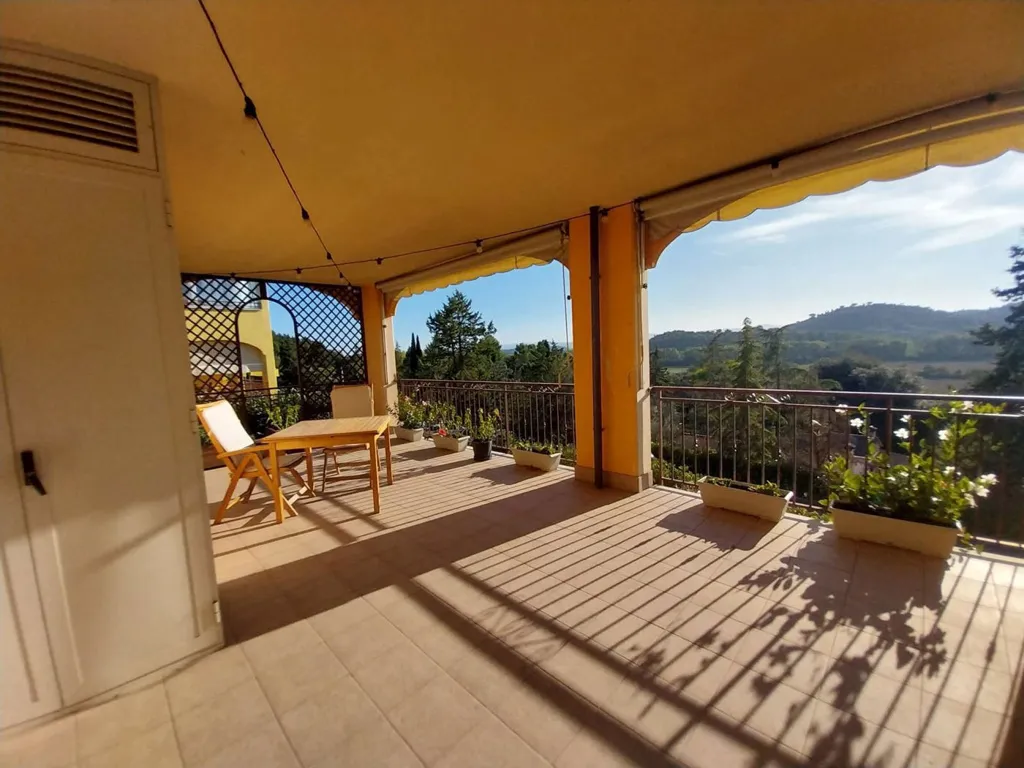 Terrasse - Apartment with Terrace in Corciano