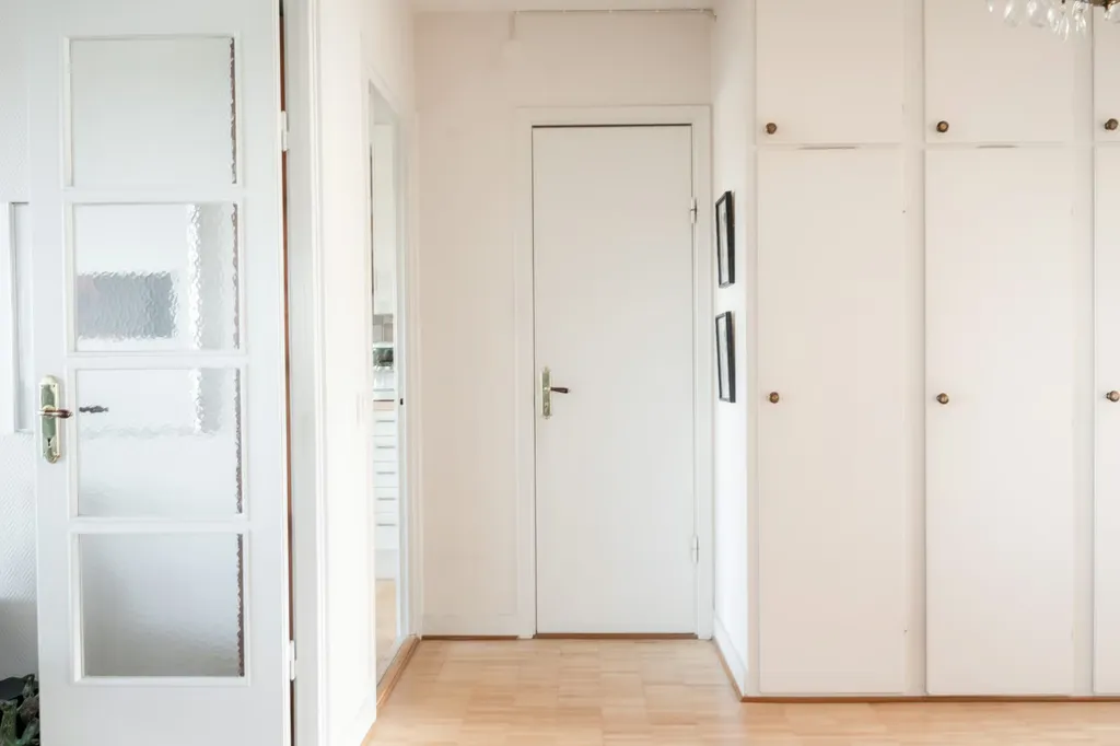 Stanze - Three-Room Apartment with Glass Balcony in Malmö