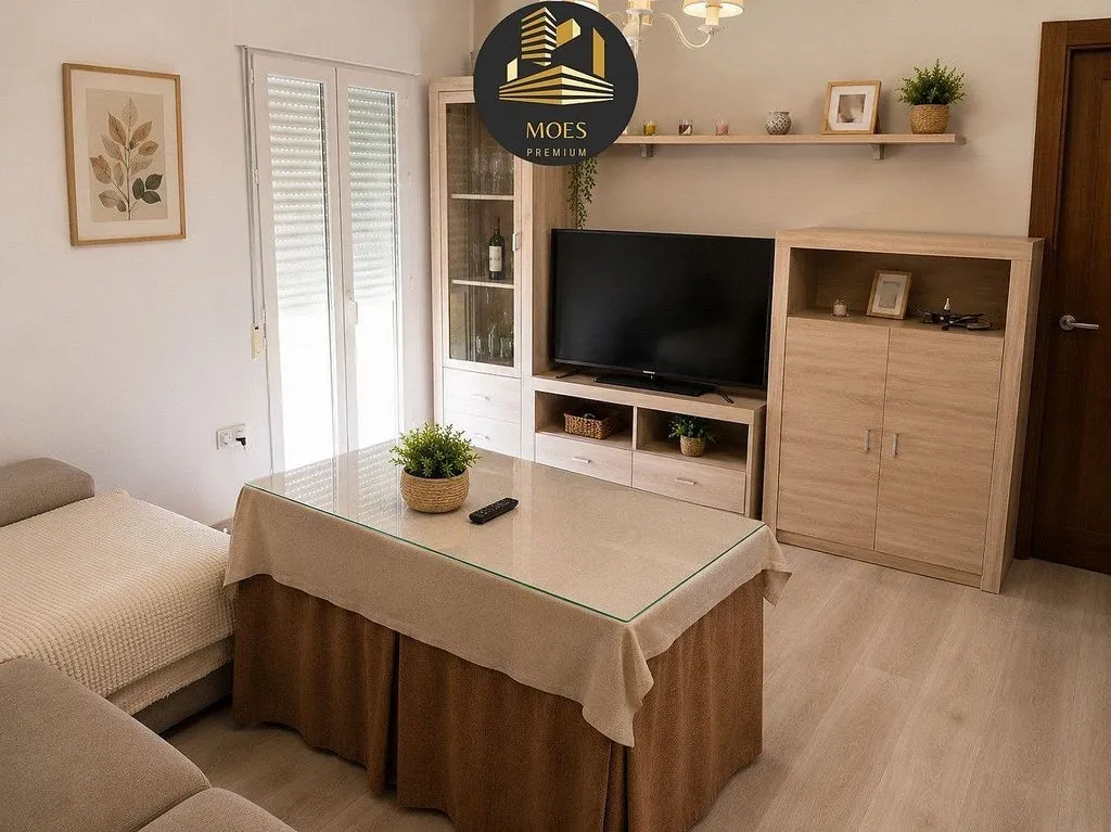Séjour - 2-Bedroom Apartment with Balcony in Peñamefecit