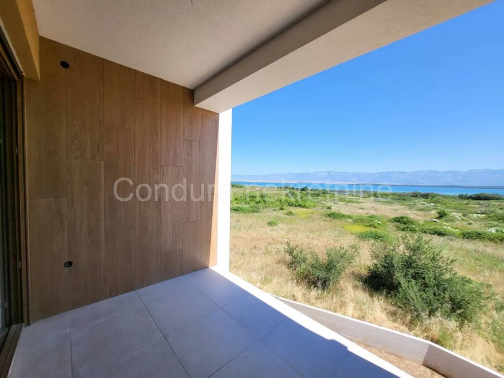 Terrazza - Two-Bedroom Apartment with Rooftop Terrace in Nin