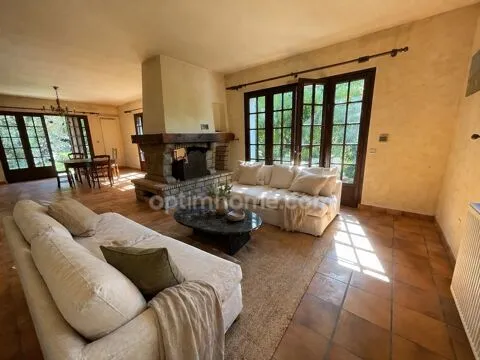 Maison 8 pièces à Saint hilaire la treille