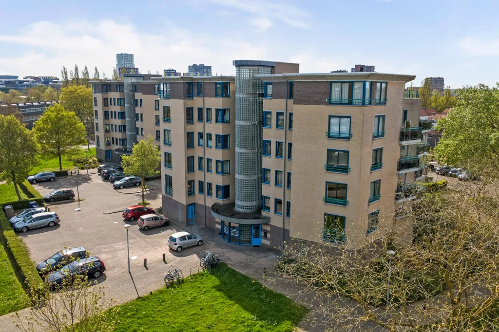 Vista aerea - Modernised 3-Bedroom Apartment with Balcony in Westerpark