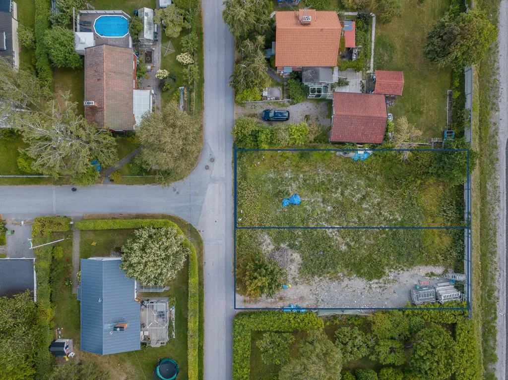 Õhuvaade - Plot with Building Potential in Stockholm