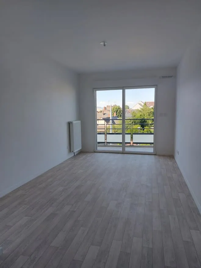 Toad - New Flat with Balcony in Orléans
